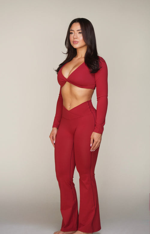 Aura Magnetic Flared Pants