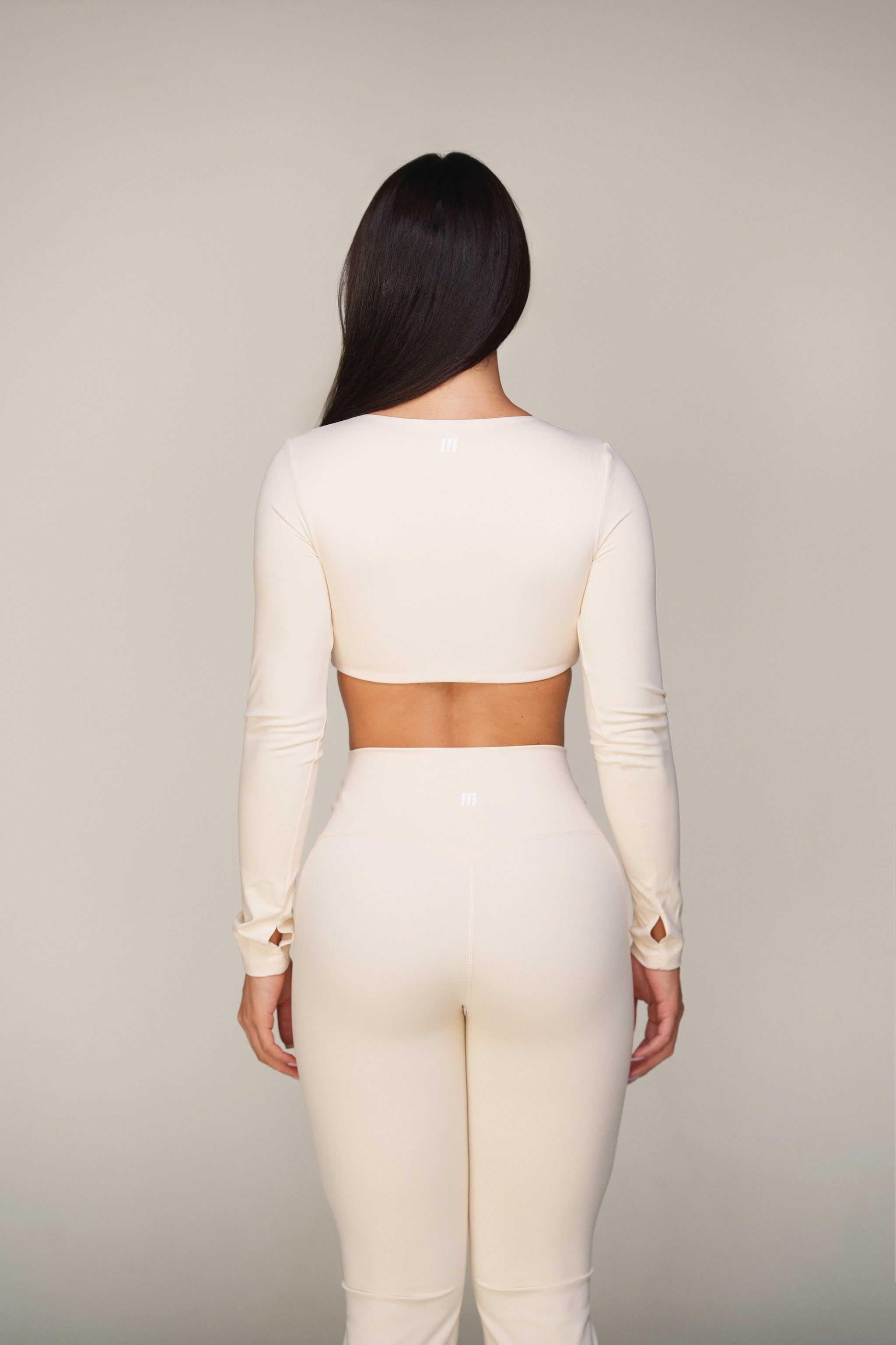 Aura Magnetic Top